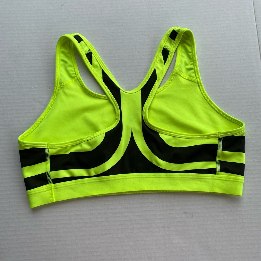 Nike Sports Bra - Picture 3 of 4